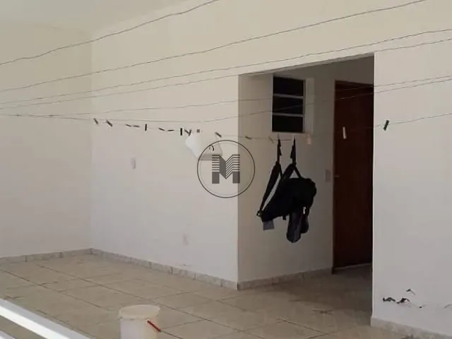 Casa com 300m² 3 quartos e 2 banheiros, à venda, no bairro Portal das Colinas em Guaratinguetá