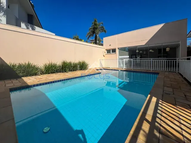 Casa com 510m² 4 quartos e 6 banheiros, à venda, no bairro Loteamento Portal do Paraiso em Jundiaí