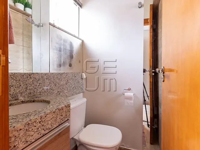 Casa com 165m² 3 quartos e 2 banheiros, à venda, no bairro Jardim Jóquei Club em Londrina