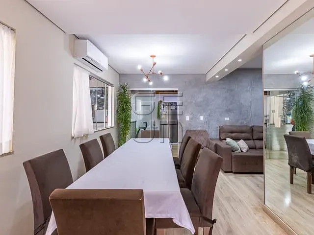 Casa com 165m² 3 quartos e 2 banheiros, à venda, no bairro Jardim Jóquei Club em Londrina