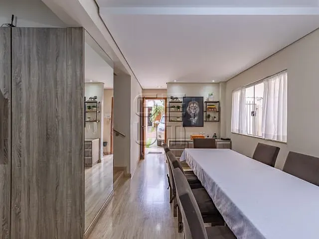 Casa com 165m² 3 quartos e 2 banheiros, à venda, no bairro Jardim Jóquei Club em Londrina