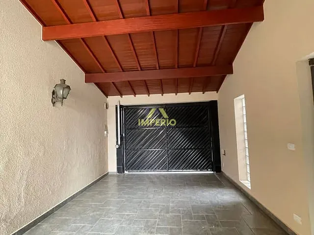 Casa com 267m² 3 quartos e 2 banheiros, à venda, no bairro Vila Henrique em Salto