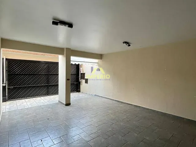 Casa com 267m² 3 quartos e 2 banheiros, à venda, no bairro Vila Henrique em Salto