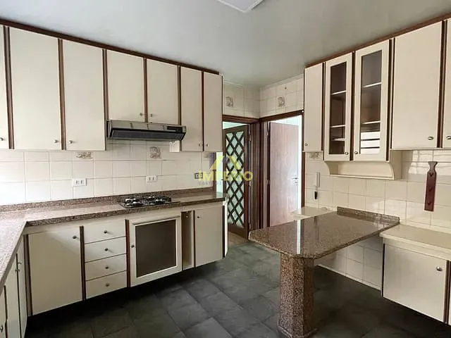 Casa com 267m² 3 quartos e 2 banheiros, à venda, no bairro Vila Henrique em Salto