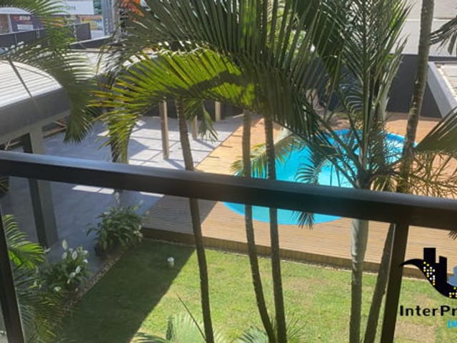 Casa com 600m², à venda, no bairro Balneário Pereque em Porto Belo