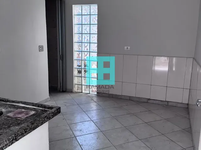 Casa 1 quarto e 2 banheiros, para alugar, no bairro Rochdale em Osasco