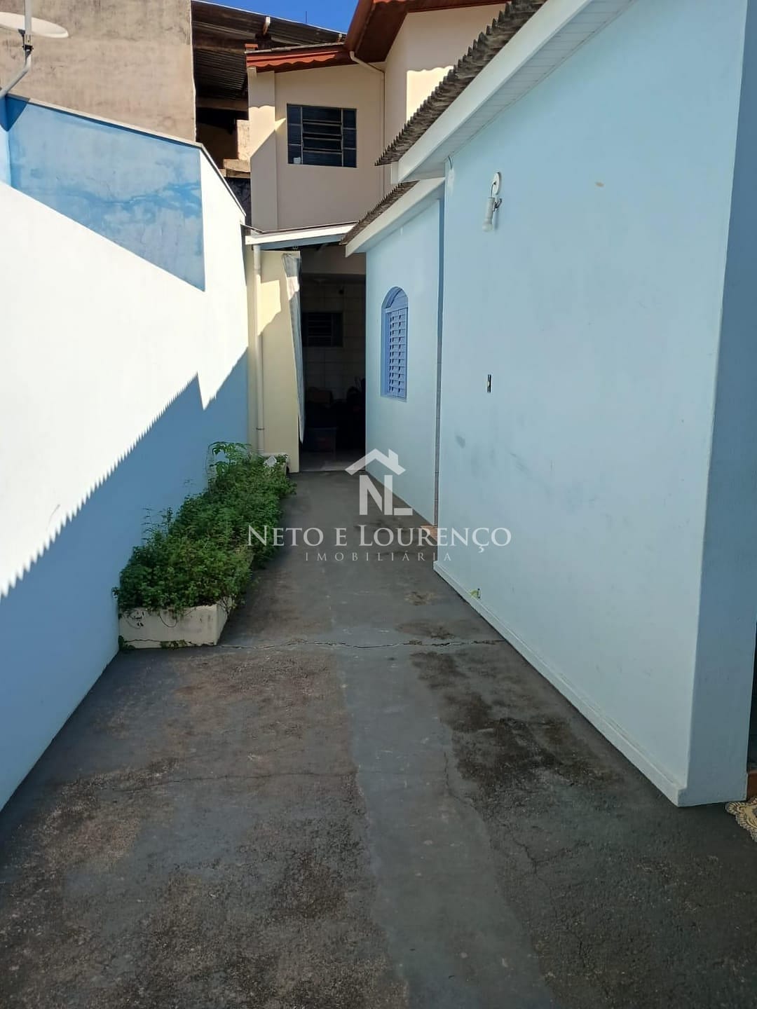 Casa à venda com 2 quartos, 130m² - Foto 3
