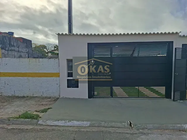 Casa com 140m² 3 quartos e 2 banheiros, à venda, no bairro Jardim Casa Branca em Suzano