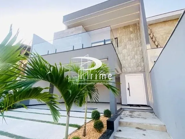 Casa com 285m² 4 quartos e 4 banheiros, à venda, no bairro Camboinhas em Niterói
