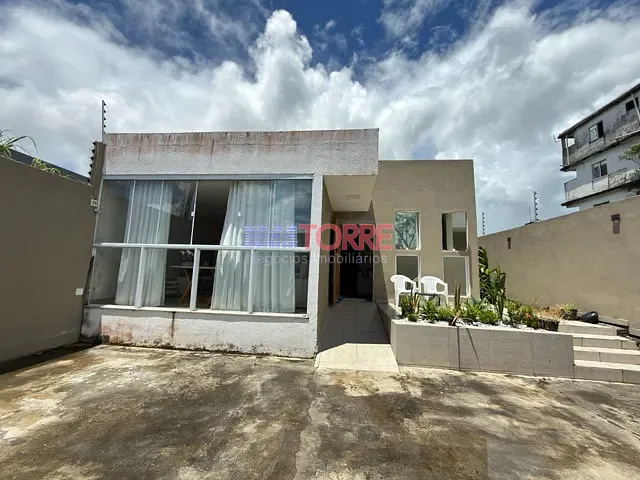 Casa 3 quartos e 3 banheiros, à venda, no bairro Centro em Itabuna