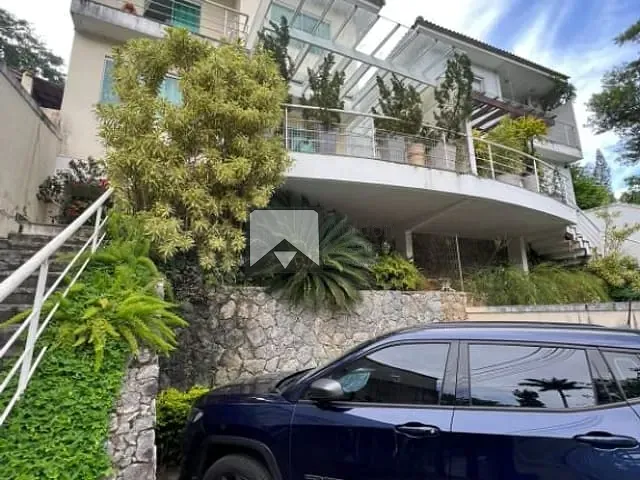 Casa com 118m² 3 quartos e 4 banheiros, à venda, no bairro Vila Progresso em Niterói
