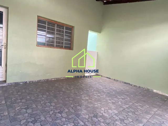 Casa 2 quartos e 1 banheiro, à venda, no bairro Residencial e Comercial Cidade Jardim em Pindamonhangaba