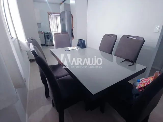 Casa com 300m² 3 quartos e 2 banheiros, à venda, no bairro Fazenda em Itajaí