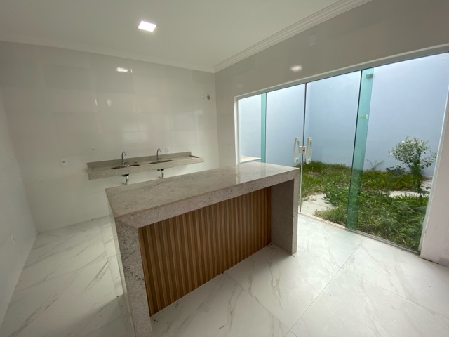 Casa com 288m² 3 quartos e 1 banheiro, à venda, no bairro Parque Califórnia em Campos dos Goytacazes