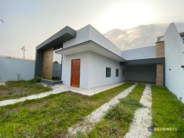 Casa com 288m² 3 quartos e 1 banheiro, à venda, no bairro Parque Califórnia em Campos dos Goytacazes