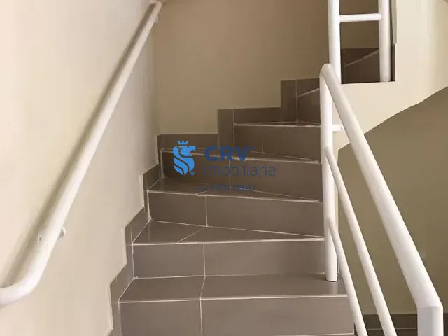 Casa com 113m² 3 quartos e 2 banheiros, à venda, no bairro Conjunto Habitacional Santiago II em Londrina