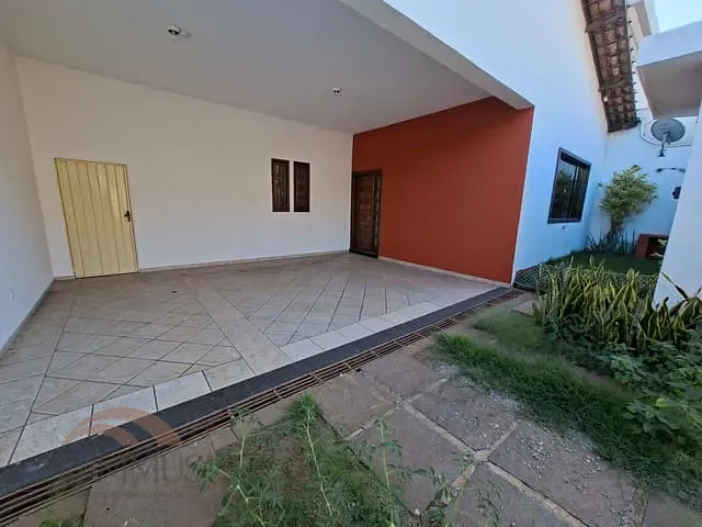 Casa com 300m² 4 quartos e 2 banheiros, à venda, no bairro Das Águas em Ipatinga