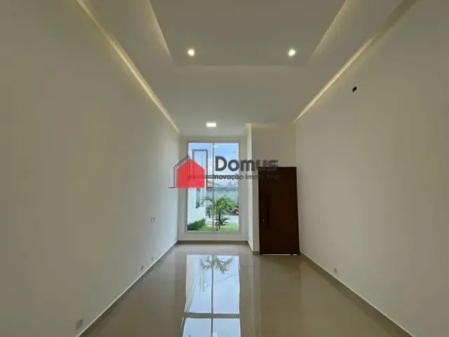 Casa à venda, no bairro Vila Prado em Pindamonhangaba