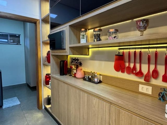 Casa com 150m² 3 quartos e 1 banheiro, à venda, no bairro Parque Universitário em Americana