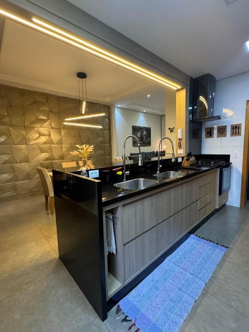 Casa, 3 quartos, 143 m² - Foto 1