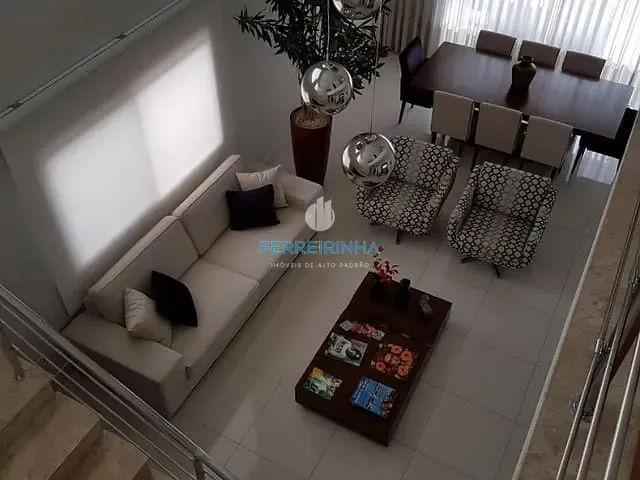 Casa com 375m² 4 quartos e 6 banheiros, à venda, no bairro Urbanova em São José dos Campos