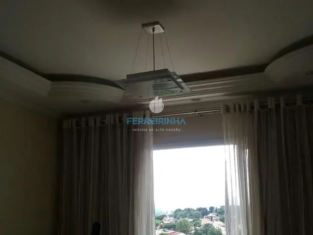 Casa com 375m² 4 quartos e 6 banheiros, à venda, no bairro Urbanova em São José dos Campos