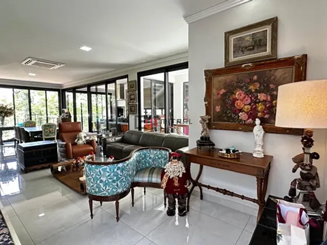 Casa 4 quartos e 5 banheiros, à venda, no bairro Vivendas do Arvoredo em Londrina