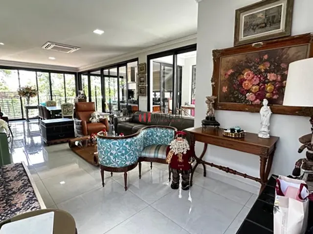 Casa 4 quartos e 5 banheiros, à venda, no bairro Vivendas do Arvoredo em Londrina
