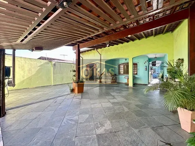 Casa com 270m² 3 quartos e 3 banheiros, à venda, no bairro Vila Figueira em Suzano