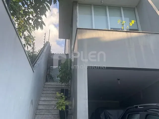 Casa 4 quartos e 5 banheiros, à venda, no bairro Vila Pedra Branca em São Paulo