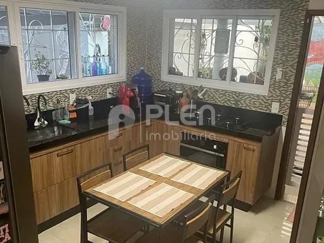 Casa 4 quartos e 5 banheiros, para alugar, no bairro Vila Pedra Branca em São Paulo