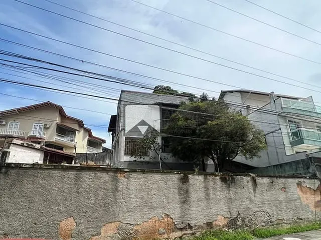 Casa com 800m² 4 quartos e 4 banheiros, à venda, no bairro Piratininga em Niterói