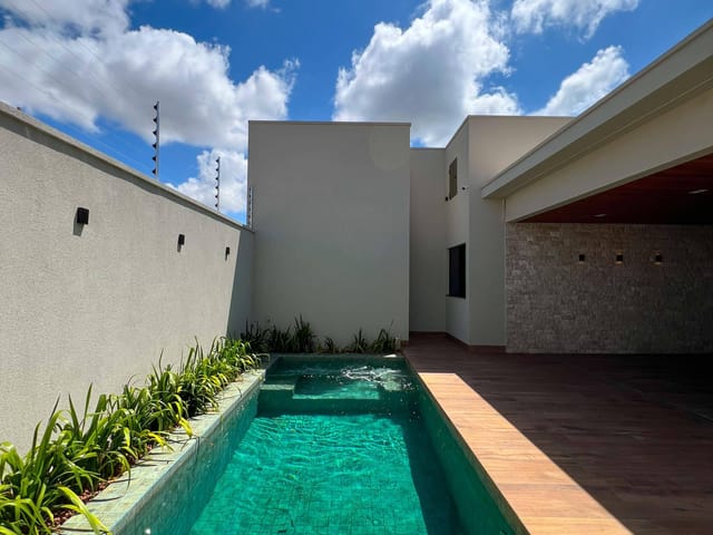 Foto do Casa - Casa térrea no Solar do Agreste com 3 suítes, piscina aquecida, cozinha gourmet, móveis planejados Griff’s e alto padrão de acabamento. | ApêHouse | Imobi