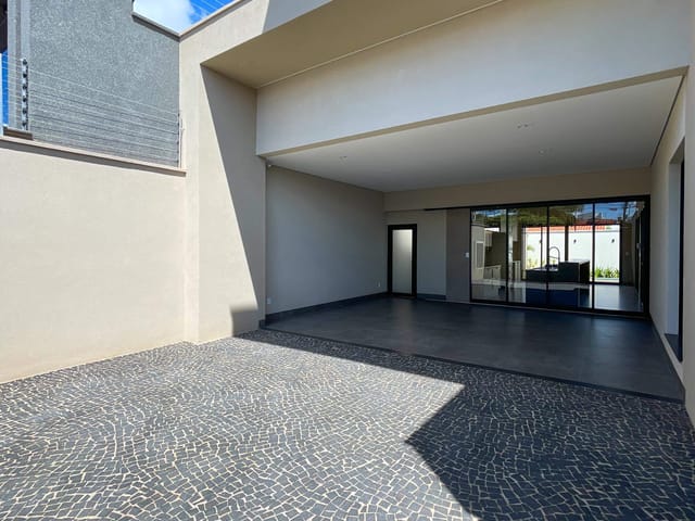 Foto do Casa - Casa térrea no Solar do Agreste com 3 suítes, piscina aquecida, cozinha gourmet, móveis planejados Griff’s e alto padrão de acabamento. | ApêHouse | Imobi