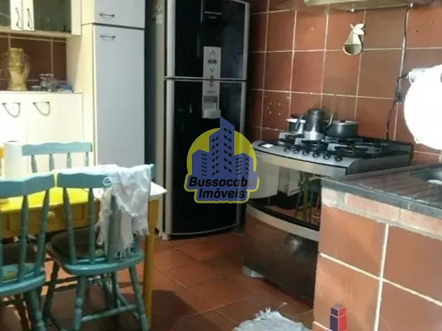 Casa com 250m² 2 quartos e 1 banheiro, à venda, no bairro Umuarama em Osasco