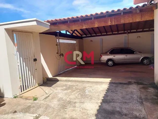 Casa com 360m² 3 quartos e 2 banheiros, à venda, no bairro Parque Residencial Laranjeiras II em Taquaritinga