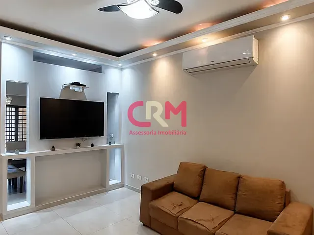 Casa com 360m² 3 quartos e 2 banheiros, à venda, no bairro Parque Residencial Laranjeiras II em Taquaritinga