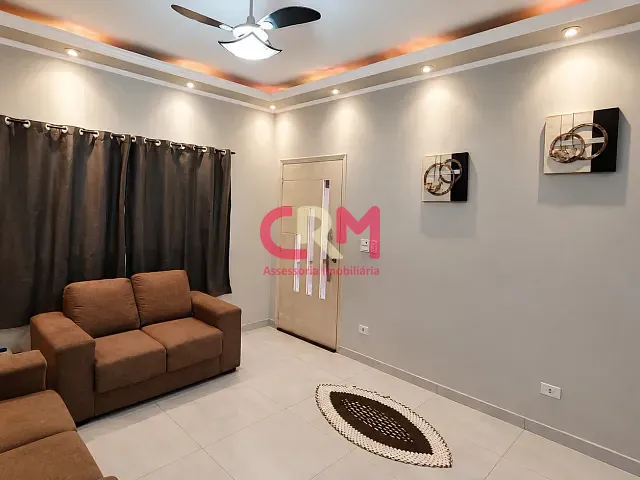 Casa com 360m² 3 quartos e 2 banheiros, à venda, no bairro Parque Residencial Laranjeiras II em Taquaritinga