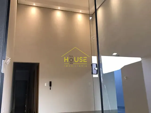 Casa com 136m², à venda, no bairro Vila América em Votuporanga