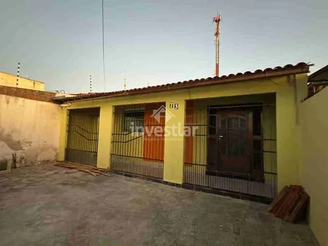 Casa com 160m² 3 quartos e 2 banheiros, à venda, no bairro Presidente Médici em Campina Grande