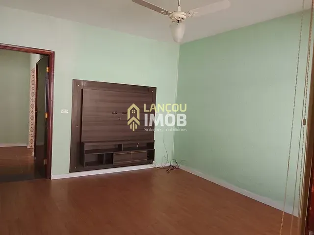 Casa 3 quartos e 2 banheiros, à venda, no bairro Vila Santa Terezinha em Várzea Paulista