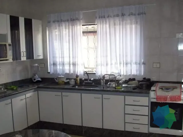 Casa com 200m² 3 quartos e 3 banheiros, à venda, no bairro Jardim da Cidade em Salto