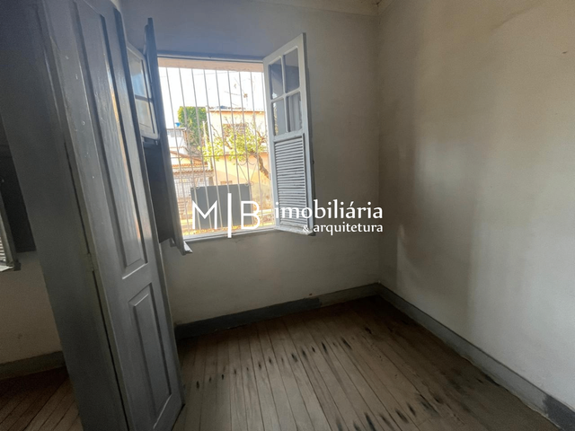 Casa à venda, no bairro CENTRO em CATAGUASES