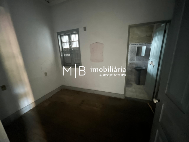 Casa à venda, no bairro CENTRO em CATAGUASES