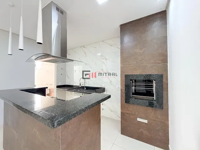 Casa 3 quartos e 2 banheiros, à venda, no bairro Heimtal em Londrina