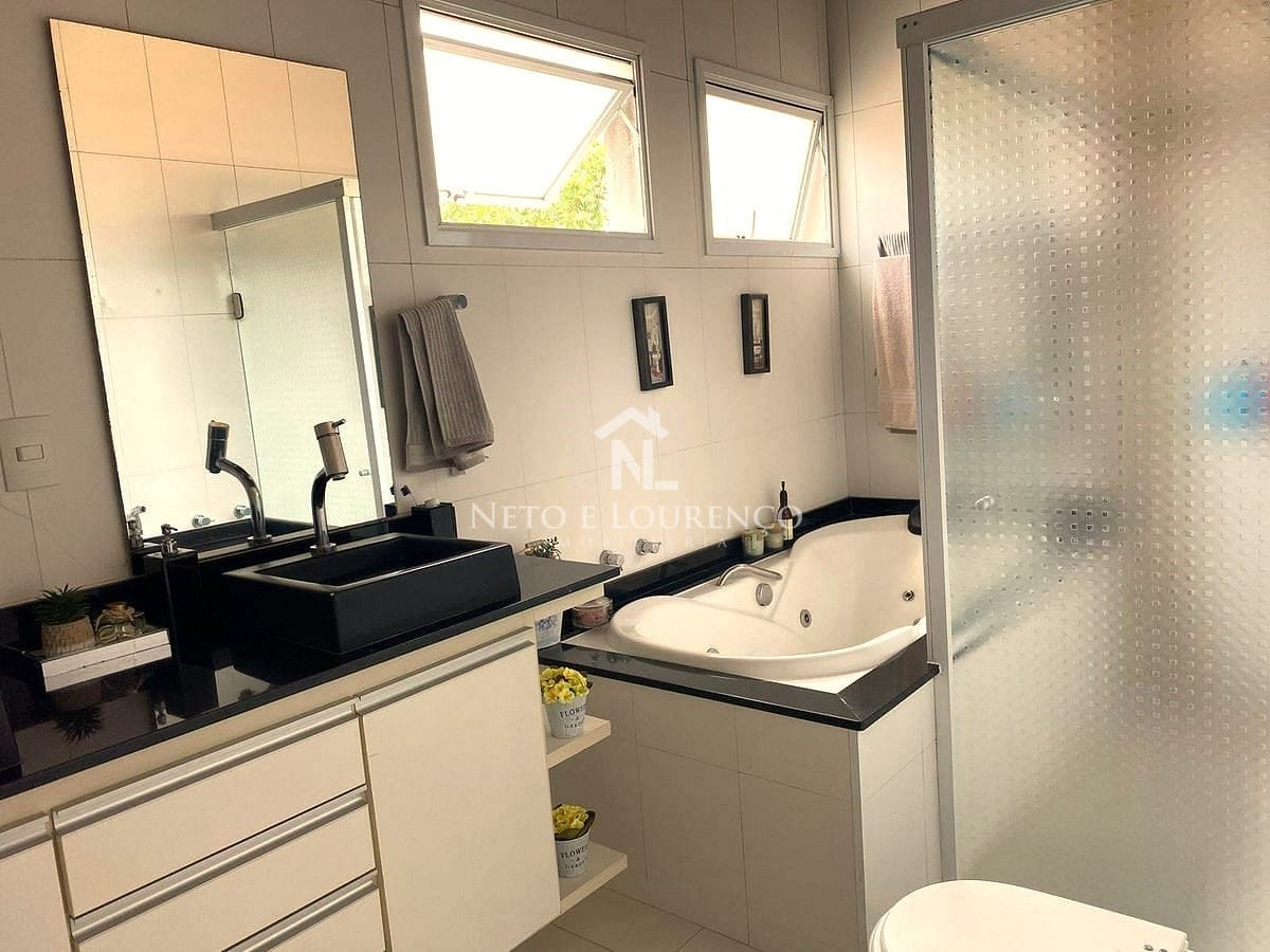 Casa à venda com 4 quartos, 410m² - Foto 40