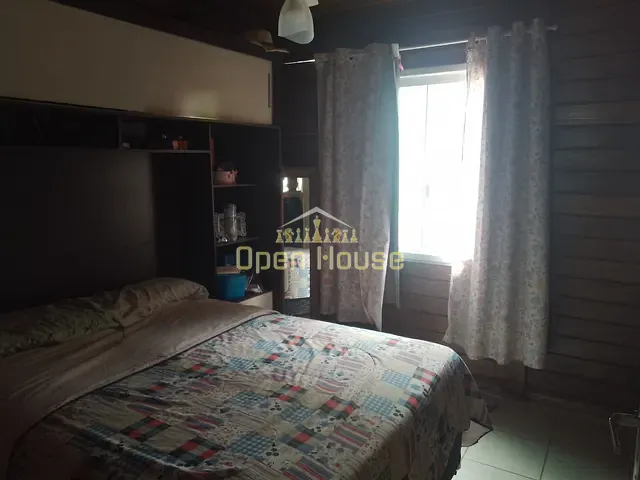 Casa com 300m² 4 quartos e 3 banheiros, à venda, no bairro Colinas de Porto Real em Porto Real