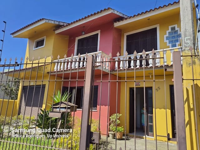 Casa com 210m² 5 quartos e 3 banheiros, à venda, no bairro Areal em Pelotas