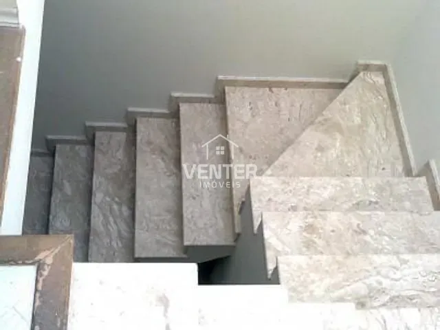 Casa com 420m² 4 quartos e 6 banheiros, à venda, no bairro Estiva em Taubaté