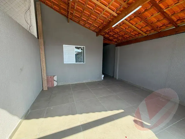 Casa com 135m² 2 quartos e 1 banheiro, à venda, no bairro Melvi em Praia Grande